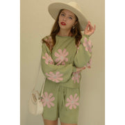 Flower Pattern Long Sleeves Top and Shorts Set