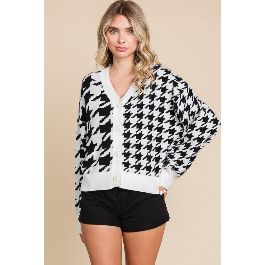 Houndstooth Cardigan in Black and White