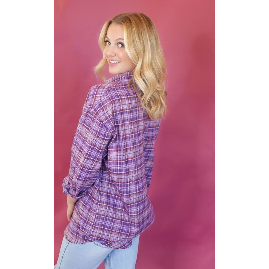 Lavender Spring Buttondown (Medium Left)