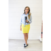 knee length yellow skirt